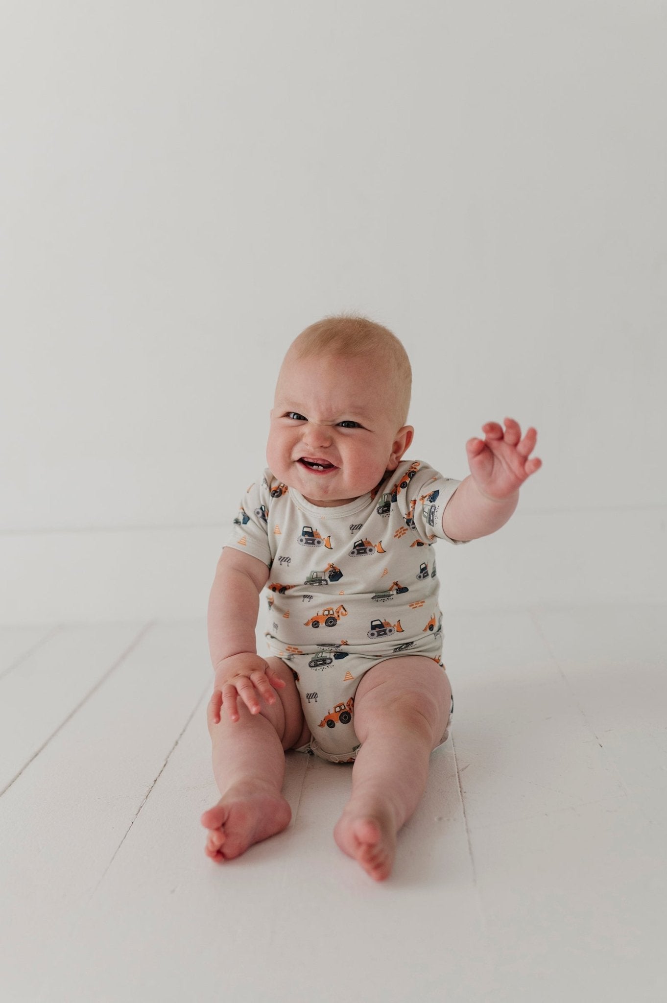 Baby Short Sleeve Bodysuit - babysprouts clothing company