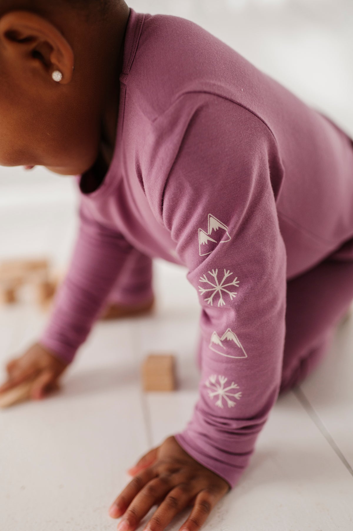 Girl's Long Sleeve Tee