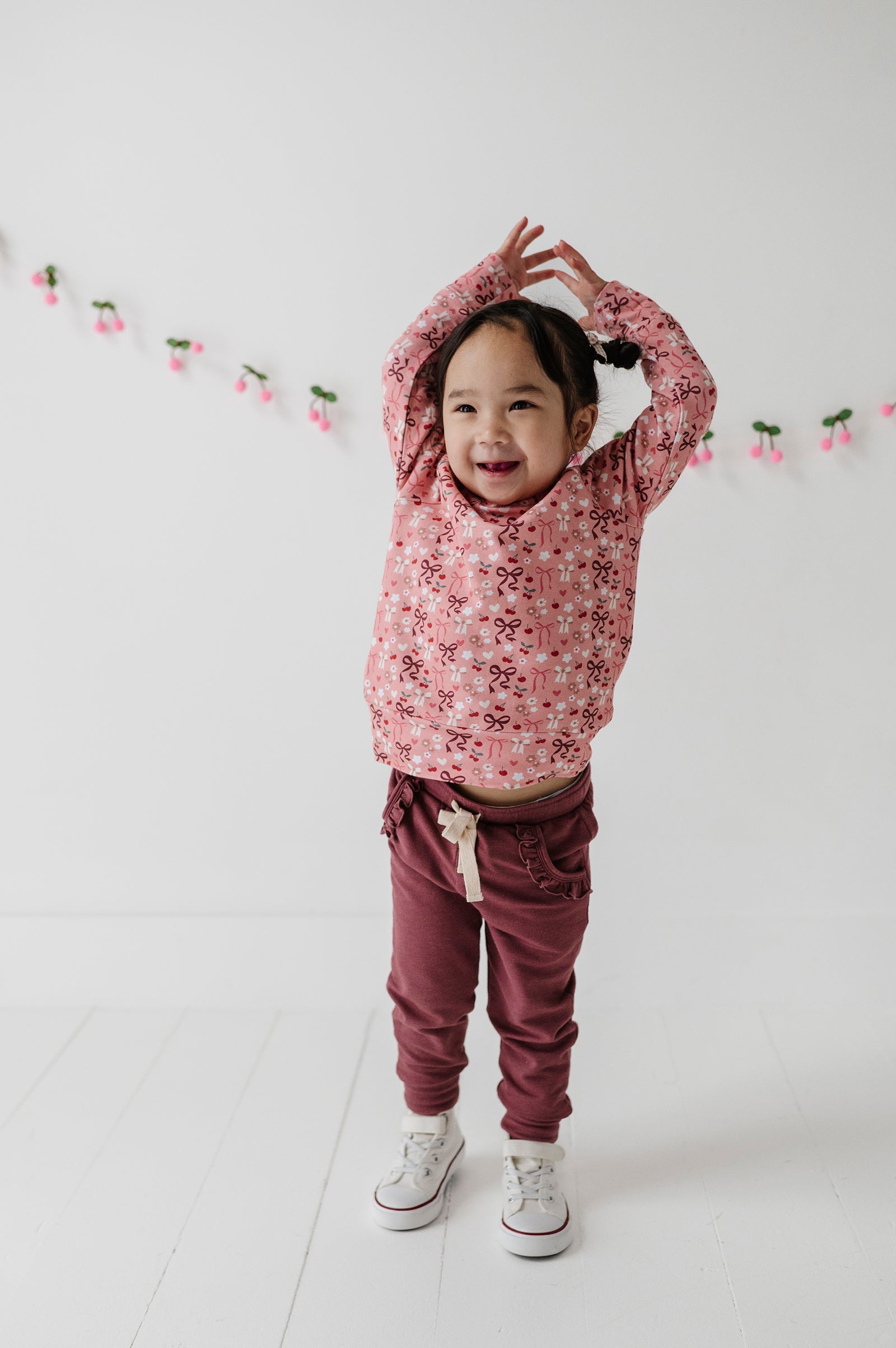 Girl's Raglan Sweatshirt