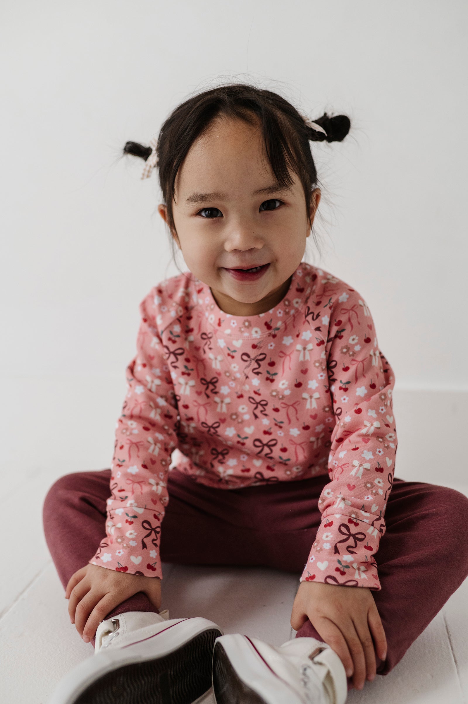 Girl's Raglan Sweatshirt