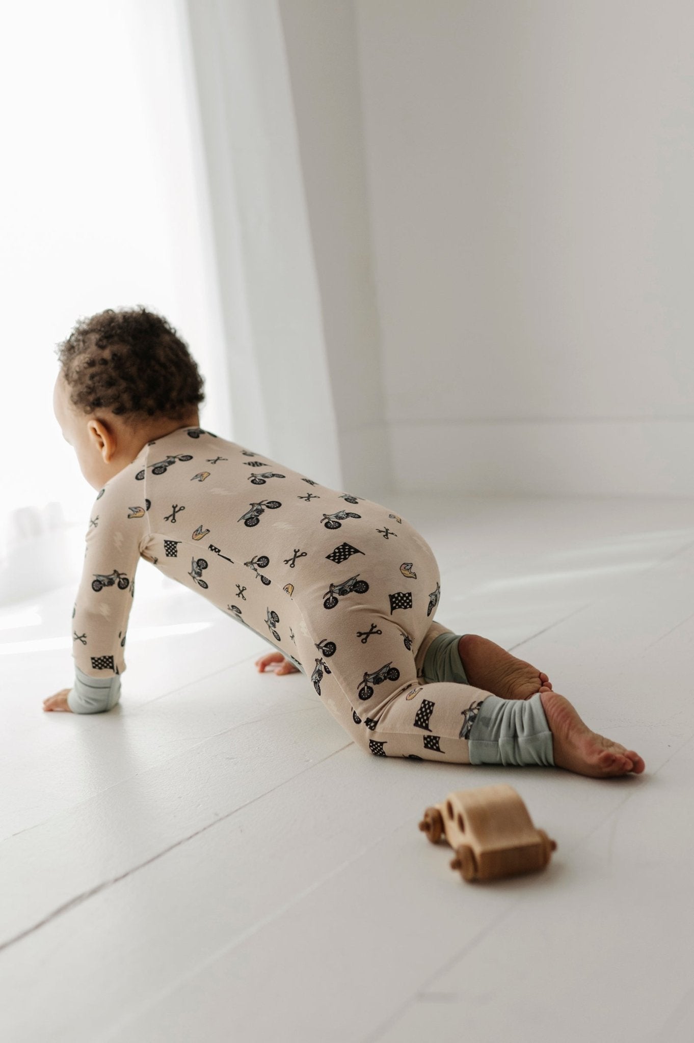 Long Sleeve Zip Romper - babysprouts clothing company